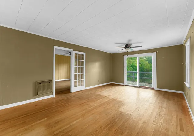 Photo 3 of Single family home for sale at 408 Westwood Dr, Mc Minnville, TN 37110 | MLS# 3270666 | Listing updated on 2026-09-04