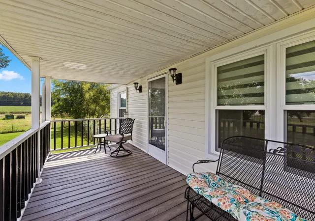 Photo 3 of Manufactured home for sale at 4076 Blake Ln, White House, TN 37188 | MLS# 3524955 | Listing updated on 2026-09-19