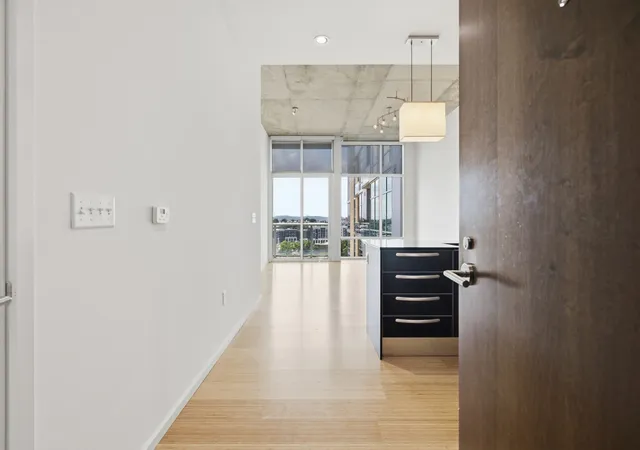 3rd image of 700 12Th Ave S #1208, Nashville, TN 37203 | MLS# 3269989