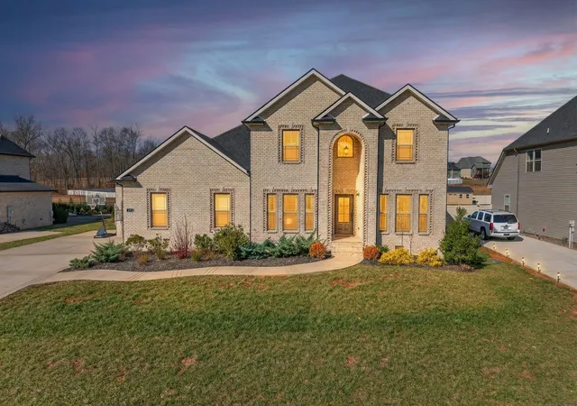 Homes for sale in Pleasant View, TN | 308 Young Ln, Pleasant View, TN 37146 | MLS# 3269650