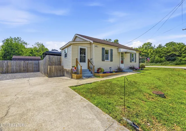 1st image of 104 County Farm Rd, Maryville, TN 37801 | MLS# 3331084