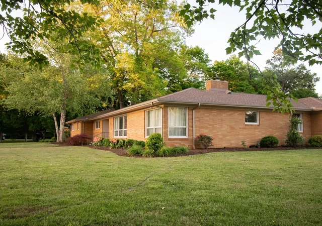2nd image of 802 Shawnee Dr, Murfreesboro, TN 37130 | MLS# 3286031