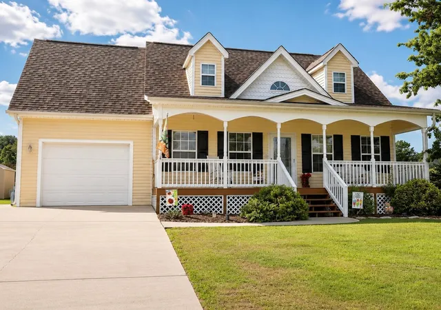 Photo 2 of Single family home for sale at 111 Cora Dr Se, Cleveland, TN 37323 | MLS# 3268470 | Listing updated on 2026-09-23