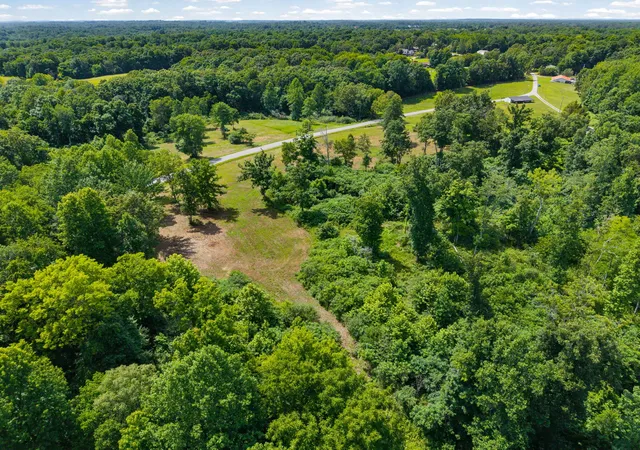 Photo 3 of Land for sale at 6 Peachers Ln, Indian Mound, TN 37079 | MLS# 3281038 | Listing updated on 2026-08-20