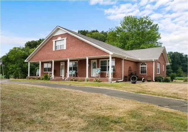 Homes for sale in Morris Chapel, TN | 9691 Hardins Graveyard Rd, Morris Chapel, TN 38361 | MLS# 3268506