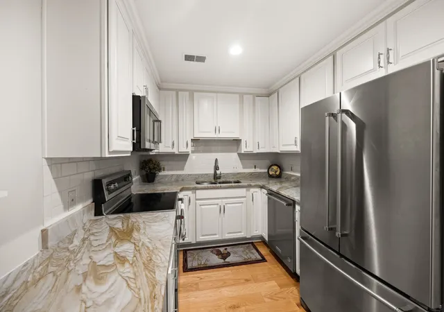 Photo 2 of Condo for sale at 446 Siena Dr, Nashville, TN 37205 | MLS# 3270146 | Listing updated on 2026-08-20