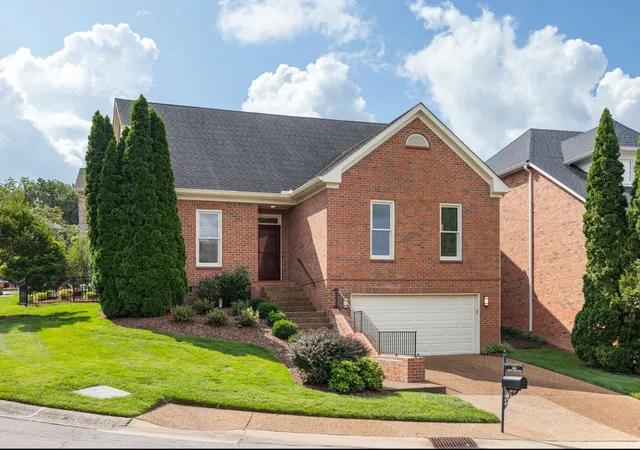 2nd image of 608 Cherry Glen Cir, Nashville, TN 37215 | MLS# 3288348