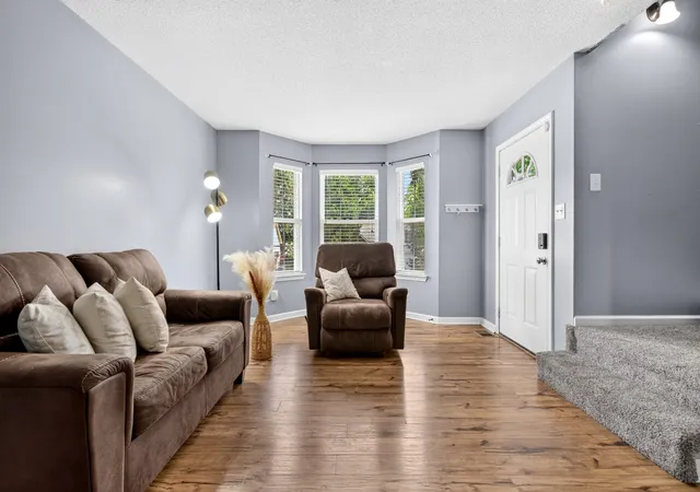 Photo 3 of Single family home for sale at 1096 Gunpoint Dr, Clarksville, TN 37042 | MLS# 3269448 | Listing updated on 2026-10-02