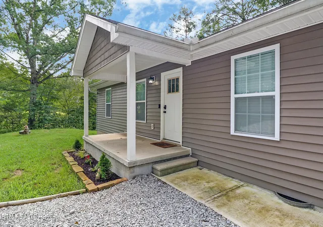 Homes for sale in Grimsley, TN | 152 Goney Rd, Grimsley, TN 38565 | MLS# 3269129
