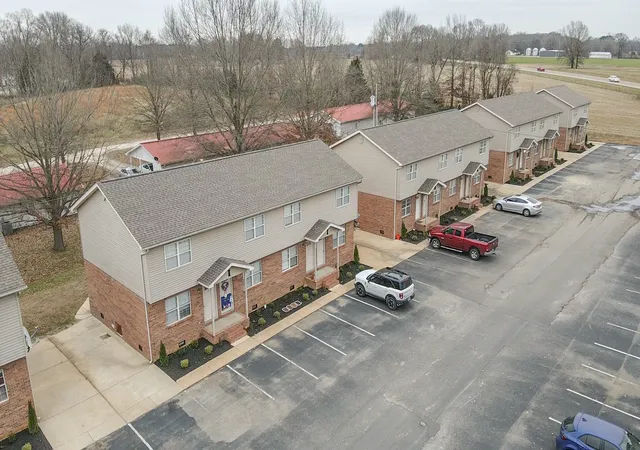 Photo 4 of Multi family home for sale at 587 Baker Rd, Martin, TN 38237 | MLS# 3276724 | Listing updated on 2026-10-02