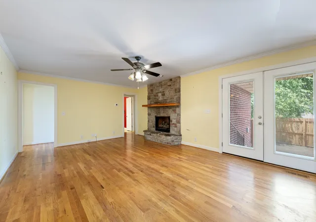 Photo 4 of Single family home for sale at 202 Oxford Pl, Gallatin, TN 37066 | MLS# 3269439 | Listing updated on 2026-09-05