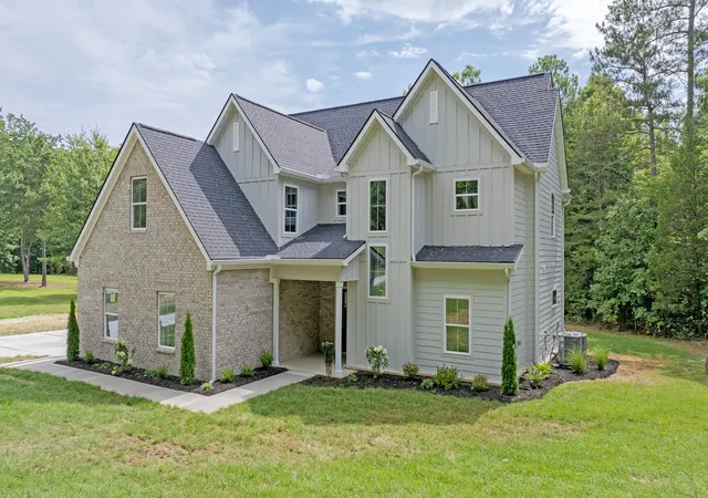 Homes for sale in Soddy Daisy, TN | 1492 Dreamfield Dr, Soddy Daisy, TN 37379 | MLS# 3269673
