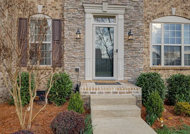 Homes for sale in Hendersonville, TN | 1023 Avery Trace Cir, Hendersonville, TN 37075 | MLS# 3269668