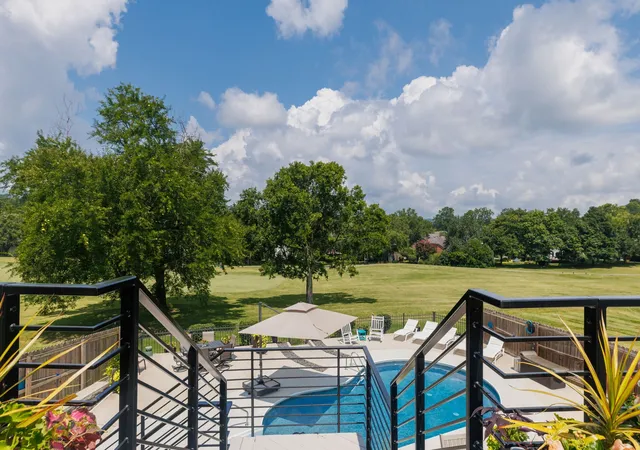 1st image of 516 Stratford Ct, Franklin, TN 37069 | MLS# 3279189
