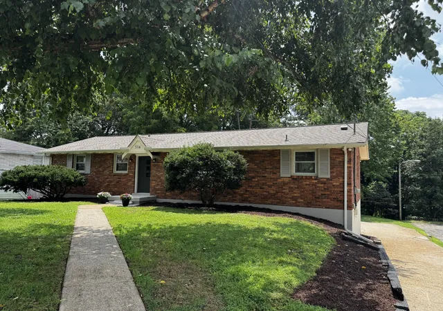 Photo 2 of Single family home for sale at 504 Mcdonald Dr, Nashville, TN 37217 | MLS# 3271972 | Listing updated on 2026-10-04