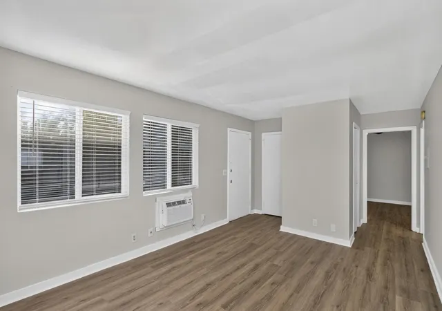 5th image of 550 Harding Pl, Nashville, TN 37211