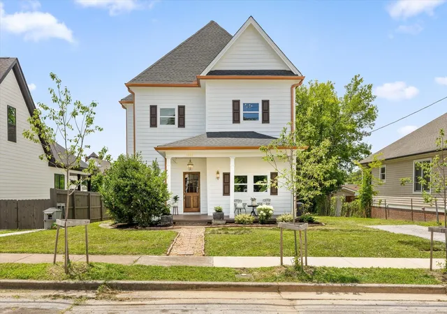 Homes for sale in Chattanooga, TN | 1804 Vine Street, Chattanooga, TN 37404 | MLS# 3269713