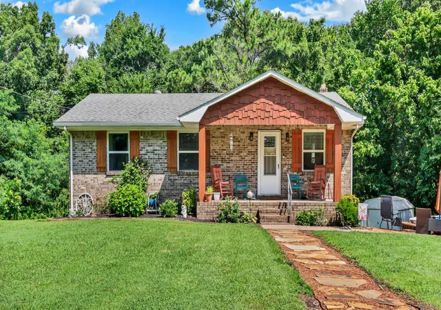 Homes for sale in Big Rock, TN | 1834 Hwy 120, Big Rock, TN 37023 | MLS# 3269737