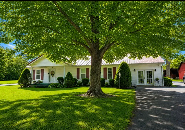 Photo 1 of Sale Pending at 2780 Jacobs Pillar Rd, Smithville, TN 37166 | MLS# 3272381 | Listing updated on 2026-09-02