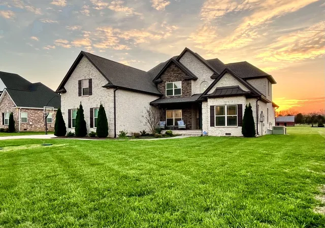 Photo 2 of Single family home for sale at 1917 Rhonda Dr, Christiana, TN 37037 | MLS# 3270475 | Listing updated on 2026-08-27
