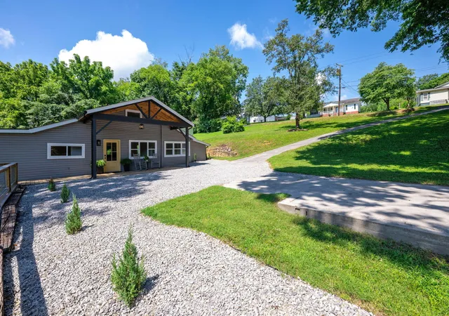 1st image of 954 Beason Dr, Chattanooga, TN 37405 | MLS# 3269749