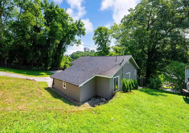 33rd image of 954 Beason Dr, Chattanooga, TN 37405 | MLS# 3269749