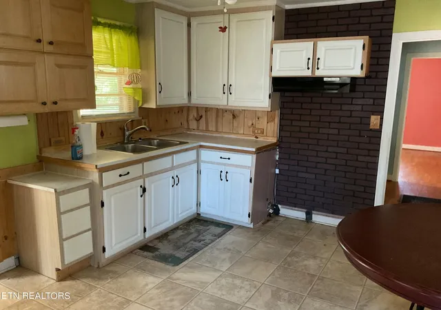 4th image of 1212 Jones St, Athens, TN 37303 | MLS# 3269892