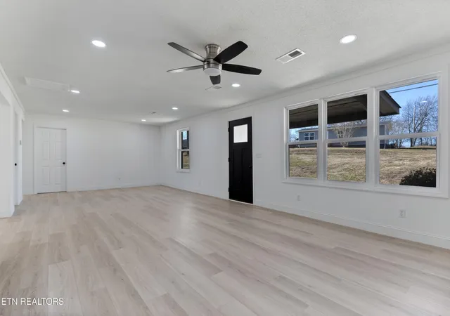 5th image of 711 Walter St, Athens, TN 37303 | MLS# 3506457