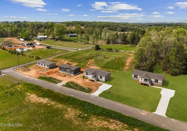 Homes for sale in Etowah, TN | 249 County Road 784a, Etowah, TN 37331 | MLS# 3269905