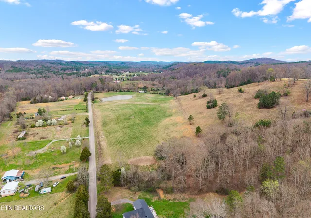 3rd image of 4 N Nopone Valley Rd, Decatur, TN 37322 | MLS# 3526670