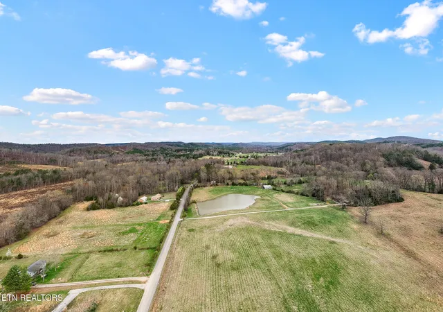 5th image of 4 N Nopone Valley Rd, Decatur, TN 37322 | MLS# 3526670