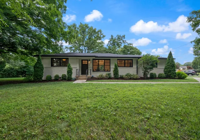 Photo 1 of Single family home for sale at 355 Barrywood Dr, Nashville, TN 37211 | MLS# 3270096 | Listing updated on 2026-09-08