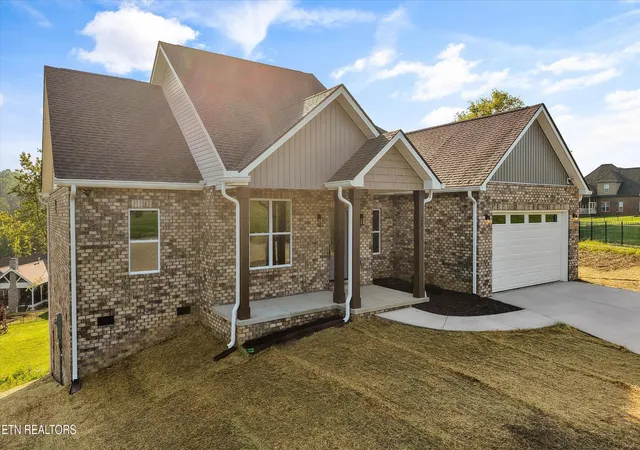 Homes for sale in Seymour, TN | 2335 Louisiana Court, Seymour, TN 37865 | MLS# 3269925
