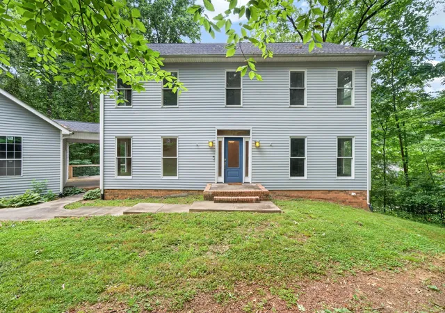 Photo 3 of Single family home for sale at 1945 Forest Cir Sw, Cookeville, TN 38506 | MLS# 3269947 | Listing updated on 2026-09-18
