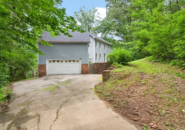 Photo 4 of Single family home for sale at 1945 Forest Cir SW, Cookeville, TN 38506 | MLS# 3269947 | Listing updated on 2026-09-18