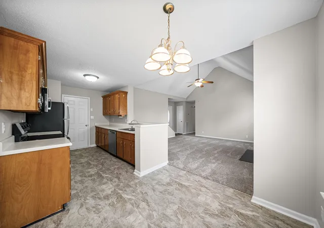 Photo 3 of Single family home for sale at 3827 Man O War Blvd, Clarksville, TN 37042 | MLS# 3270493 | Listing updated on 2026-09-27