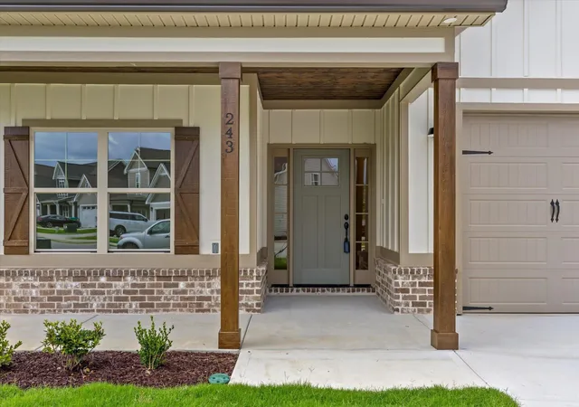 Photo 3 of Single family home for sale at 243 Willow Grv Ct, Ringgold, GA 30736 | MLS# 3269986 | Listing updated on 2026-09-14
