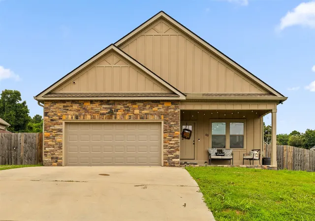 Homes for sale in Rossville, GA | 48 Campbell St, Rossville, GA 30741 | MLS# 3270076