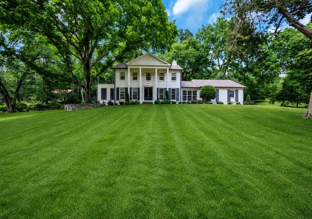 Photo 2 of Single family home for sale at 7640 Buffalo Rd, Nashville, TN 37221 | MLS# 3279221 | Listing updated on 2026-10-23