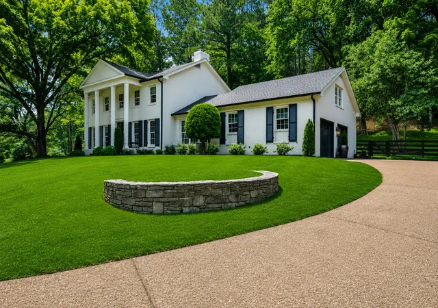 Photo 3 of Single family home for sale at 7640 Buffalo Rd, Nashville, TN 37221 | MLS# 3279221 | Listing updated on 2026-10-23