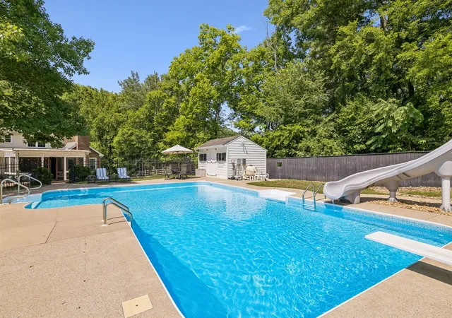 Photo 2 of Single family home for sale at 6324 Murray Ln, Brentwood, TN 37027 | MLS# 3541244 | Listing updated on 2026-10-09