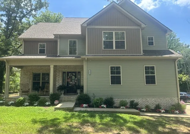 Photo 1 of Single family home for sale at 2086 Ussery Rd S, Clarksville, TN 37040 | MLS# 3270483 | Listing updated on 2026-09-02