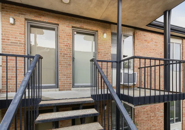 3rd image of 2601 Hillsboro Pike #A14, Nashville, TN 37212 | MLS# 3270425