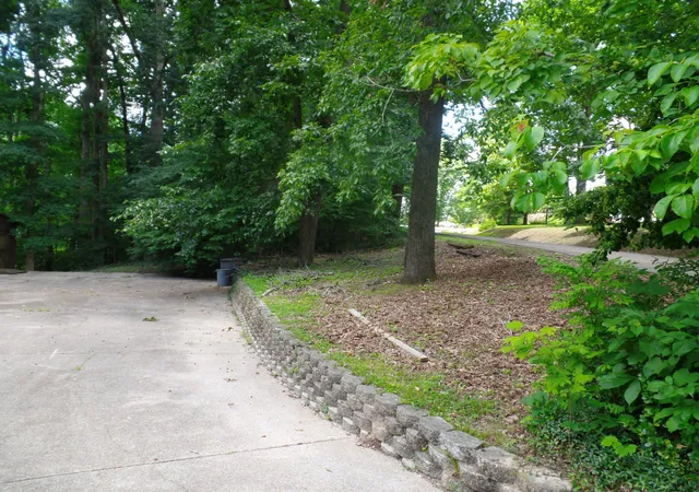 2nd image of 2103 Lambert Dr, Westmoreland, TN 37186 | MLS# 3270158