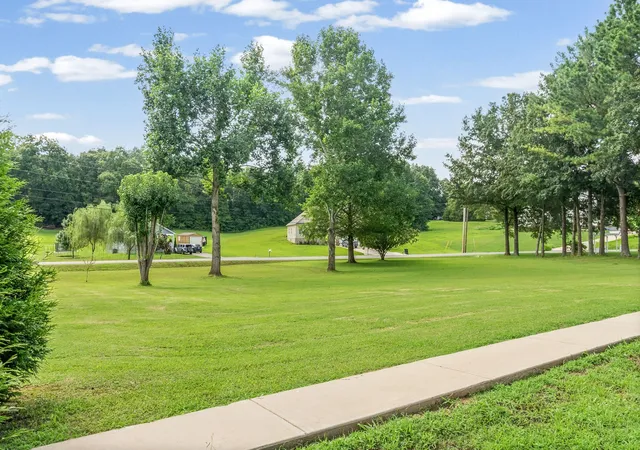 Photo 3 of Single family home for sale at 1931 Blue Bird Dr, Pleasant View, TN 37146 | MLS# 3301920 | Listing updated on 2026-09-07