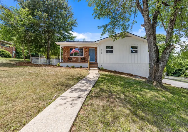 3rd image of 9612 Brewer Dr, Ooltewah, TN 37363 | MLS# 3270187
