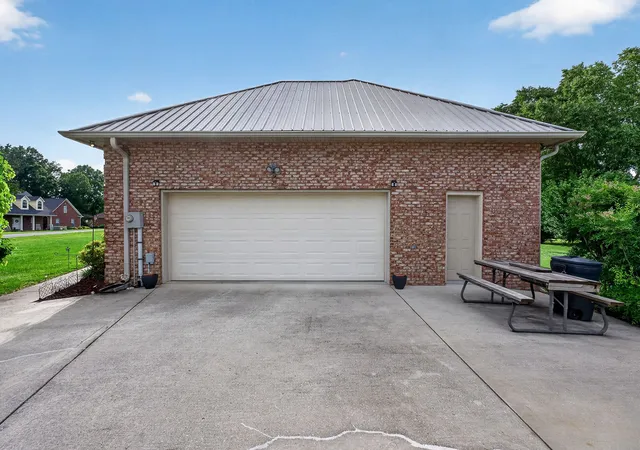 3rd image of 271 Hearthstone Dr, Sparta, TN 38583 | MLS# 3270248