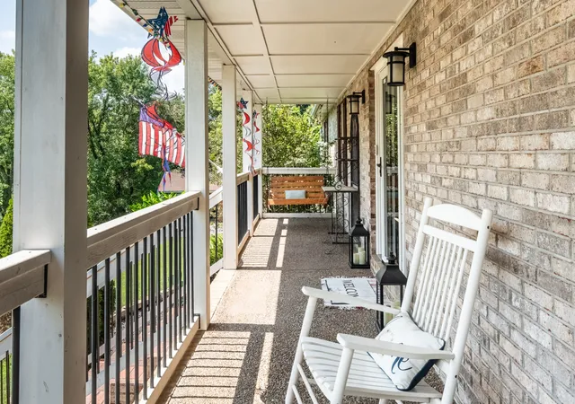 Photo 4 of Single family home for sale at 3720 Long Hollow Pike, Goodlettsville, TN 37072 | MLS# 3529369 | Listing updated on 2026-09-17