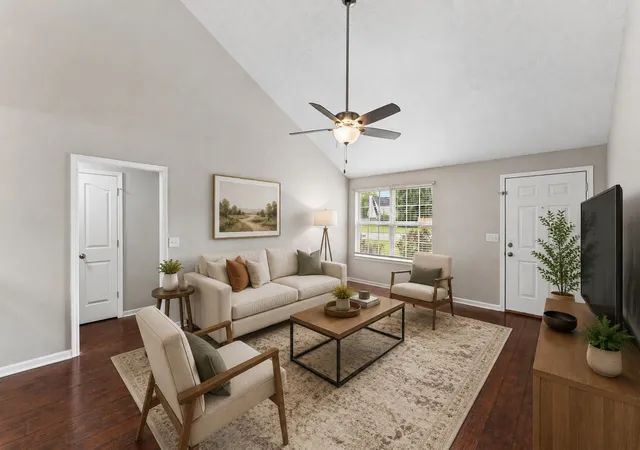 Photo 2 of Single family home for sale at 3012 Roscommon Dr, Murfreesboro, TN 37128 | MLS# 3281110 | Listing updated on 2026-09-13