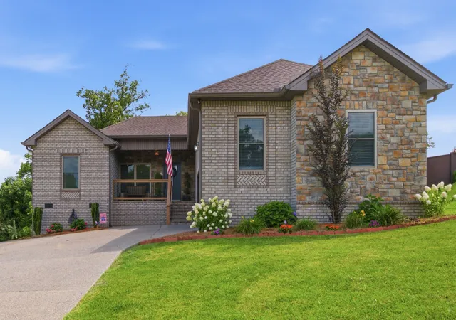 Photo 2 of Single family home for sale at 58 Harbor Pt, Lebanon, TN 37087 | MLS# 3270441 | Listing updated on 2026-09-20